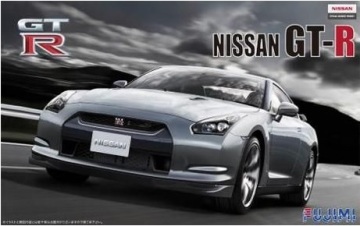 Nissan GT-R R 35 Fujimi 037677
