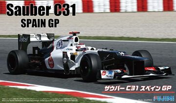 Bolid F1 Sauber C31 Spain GP + kask w skali 1:8 Fujimi FUJ09155