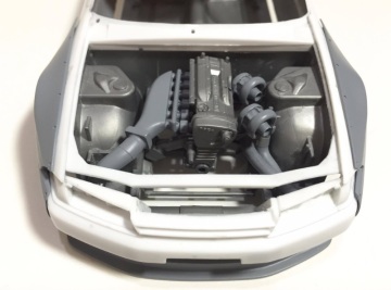 Silnik żywiczny RB26 przykład Nissan R34